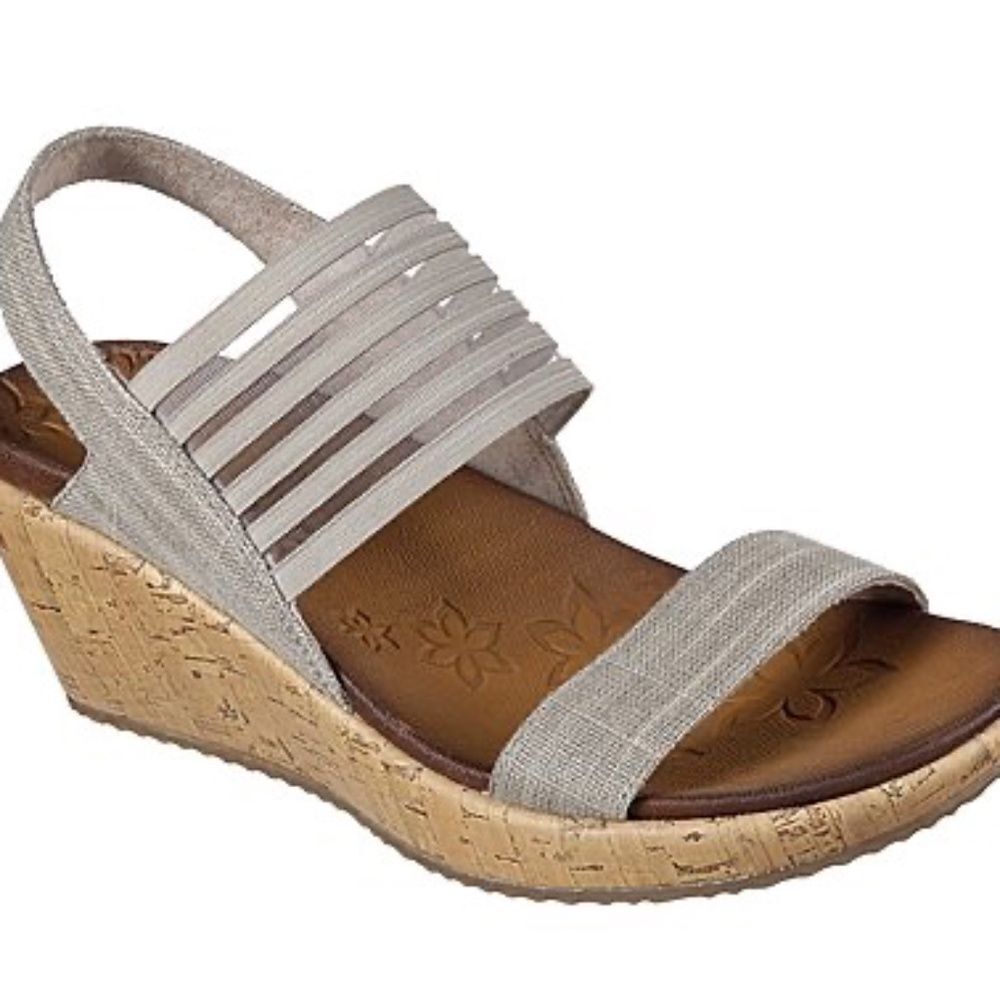 Skechers NWT‎ Beverlee Smitten Kitten Wedge Luxe Foam Soled Sandals Sz 11